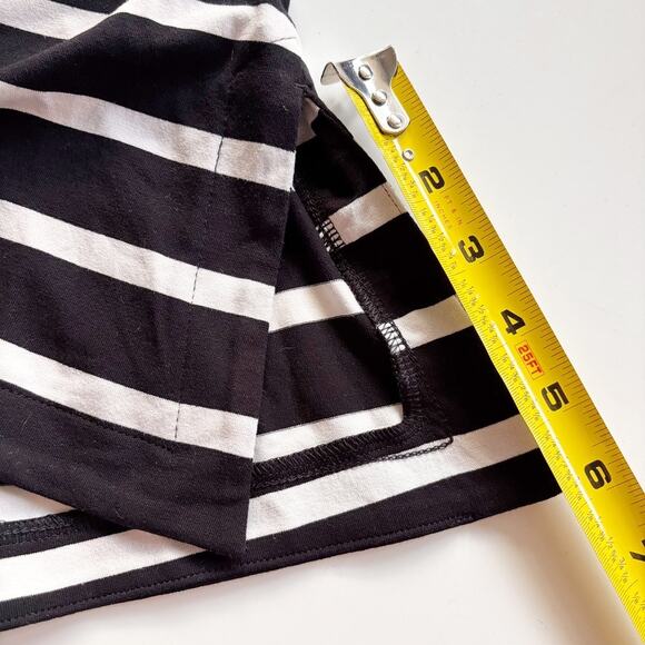 J.Jill Wearever Sz XL Black and White Striped V-Neck Tank Top Shell Relaxed Fit - Picture 9 of 11